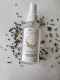 Charger l'image dans la visionneuse de la galerie, JARDINS ARÔMES & SAVEURS - BRUME OREILLER AIDE SOMMEIL LAVANDE & VANILLE 50ML
