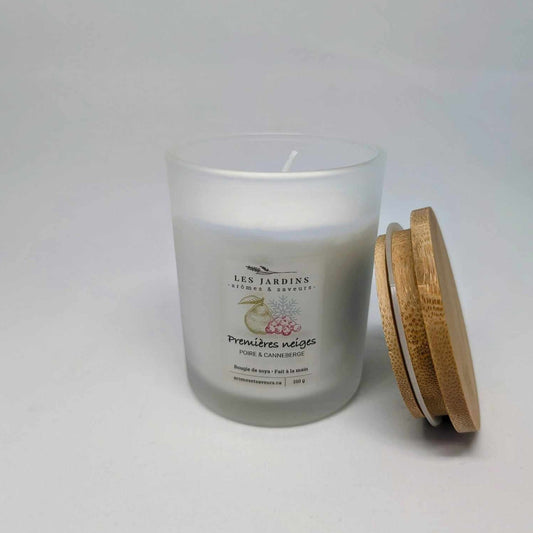 JARDINS ARÔMES & SAVEURS - BOUGIE PREMIERE NEIGE POIRE/CANNEB 210G