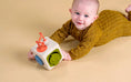 Charger l'image dans la visionneuse de la galerie, TAF TOYS - CUBE EN SILICONE PEEK & PLAY

