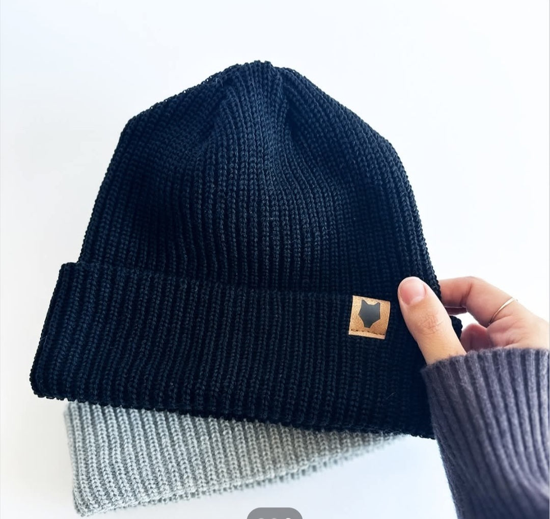 TUQUE TRICOT ACRYLIQUE MAILLES MOYENNES NOIR