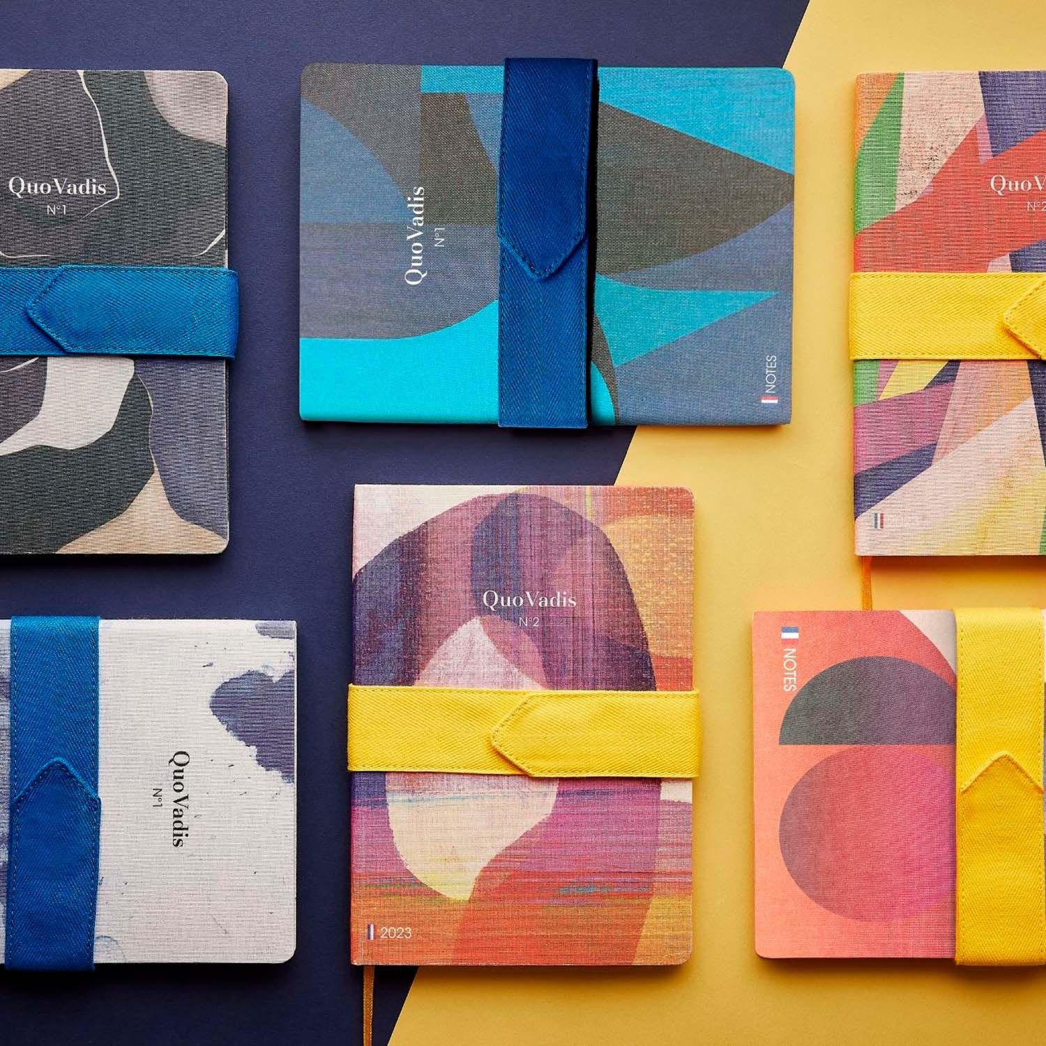 BLOC-NOTES "ICONIQUE" A SANGLE 6 X 8¼"- SERPENTINE