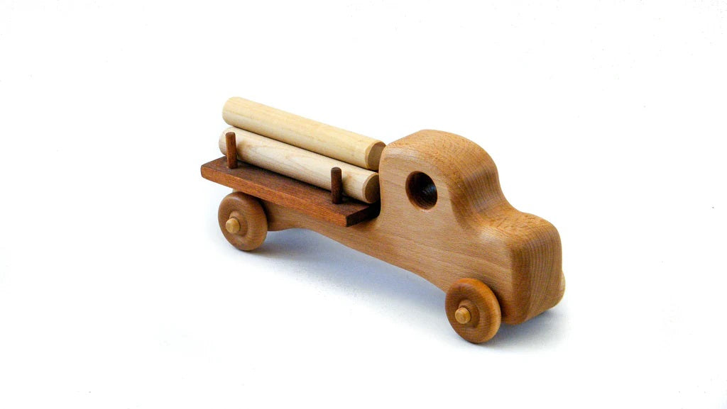 Camion en bois avec chargement de billots - naturel